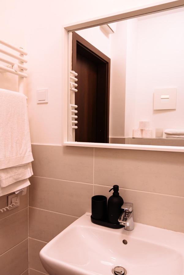 B 204, Apartments In The Heart Of Budapest Esterno foto